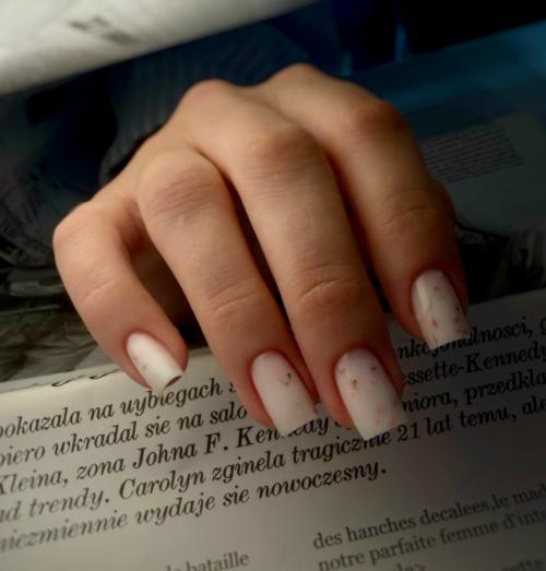 Принимаю 5 микрорайон, дом 1. 03