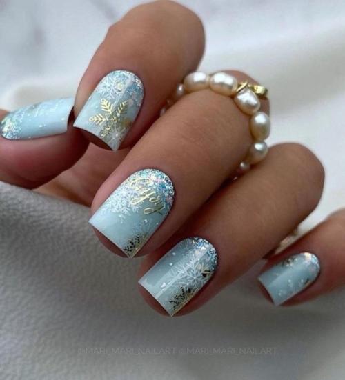 Освещение для подчеркивания деталей и яркости маникюра используется. 03