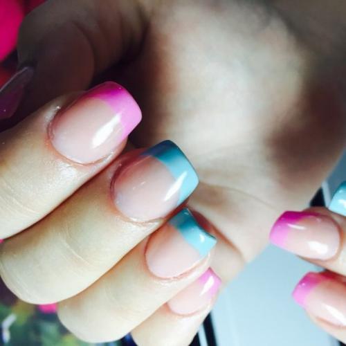 С 26 по 31 октября - маникюр и наращивание ногтей. 04