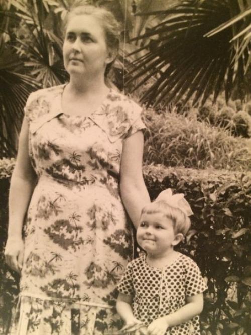 Сегодня ровно год, как не стало моей мамы. 02