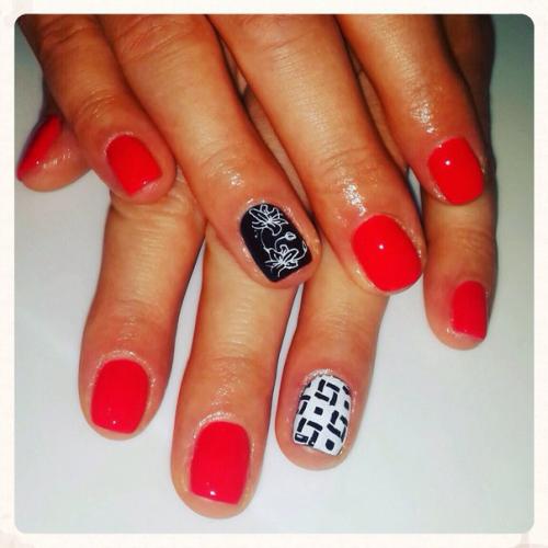 Девочки, привет.  Я оцените мои работы самоучка. 04