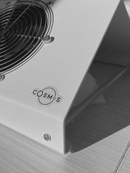 Не перестану удивляться людям, которые легко и просто относятся к такой сложной профессии, как мастер маникюра. 03