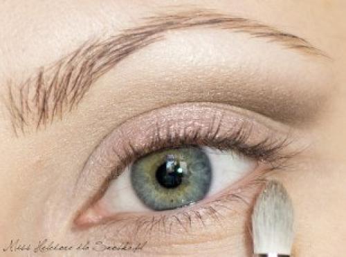 Замечательный повседневный макияж. 03