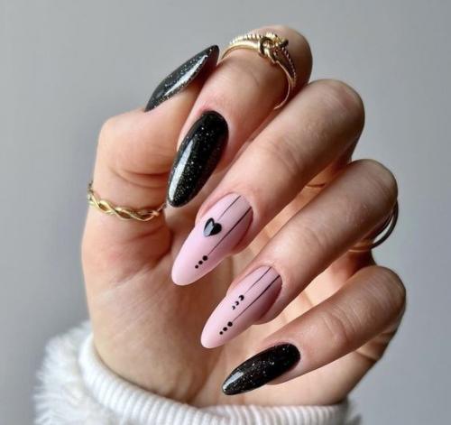 Маникюр на длинных ноготках. 07