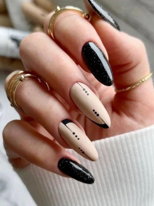 Маникюр на длинных ноготках. 09