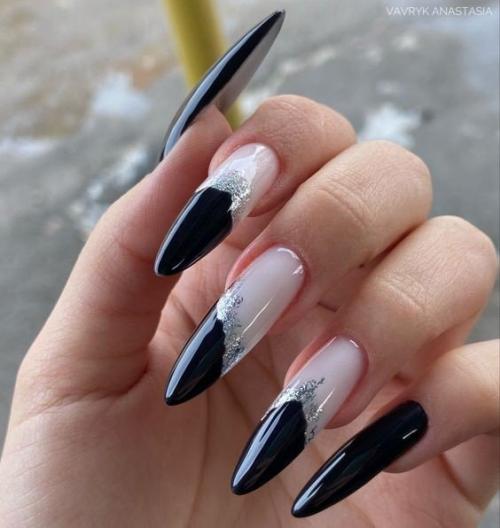 Длинные ногти.  Острые ногти. 07