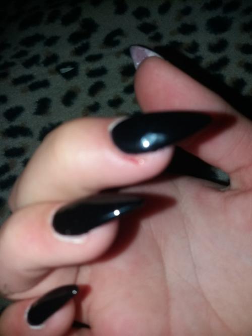 Вы когда нибудь на маникюре плакали? 03 Вы когда нибудь на маникюре плакали? 03