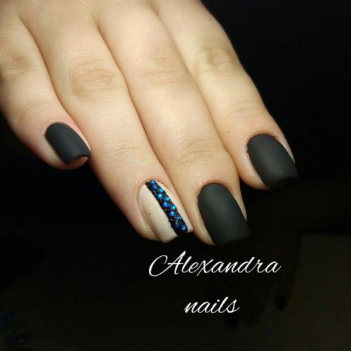 Анонимно.  Всем привет, занимаюсь ногтями с окончания курсов около 3 месяцев. 04