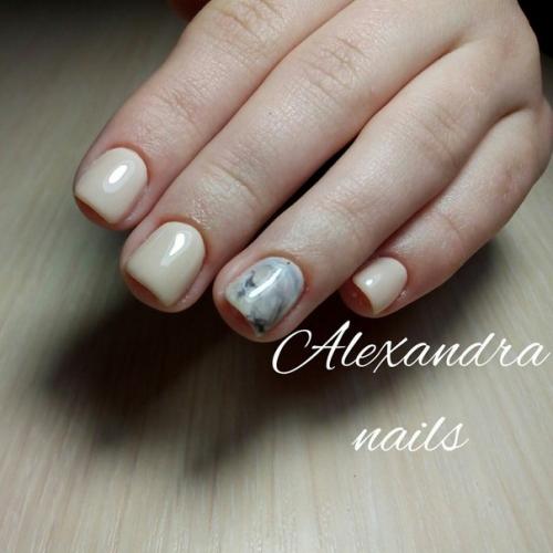 Анонимно.  Всем привет, занимаюсь ногтями с окончания курсов около 3 месяцев. 05