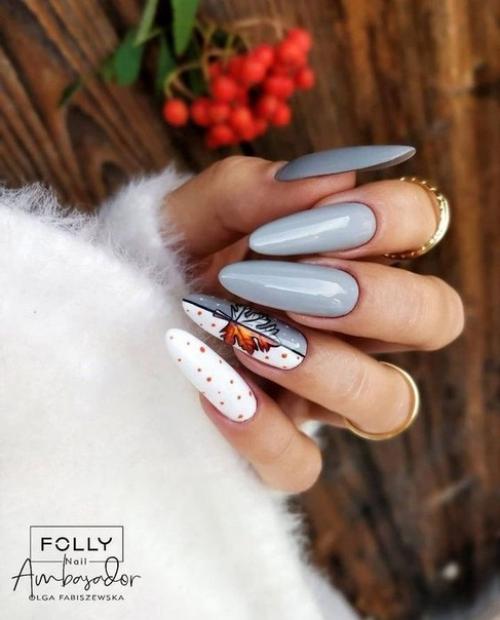 Маникюр на длинных ноготках. 01