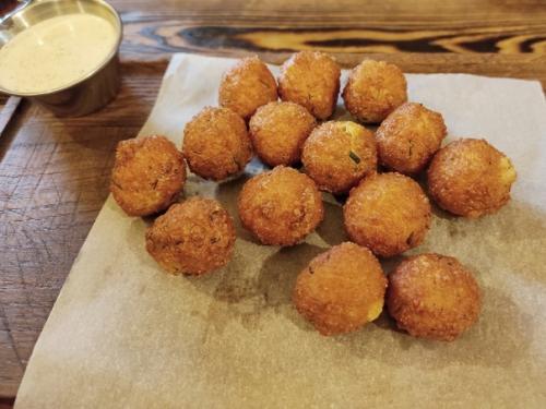 Про Мясную Заправку мне мой мастер маникюра рассказала. 01