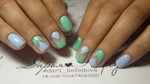 Девочки, работаю классическим обрезным маникюром. 08