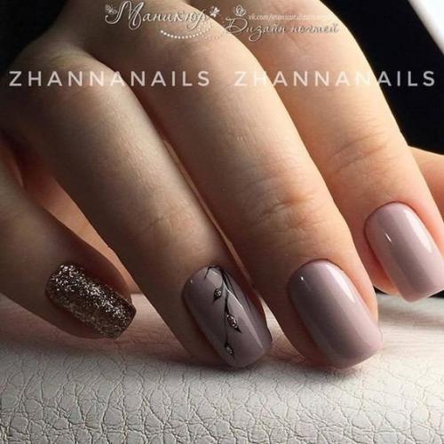 Нюдовый маникюр 2023: на короткие и длинные ногти. 03