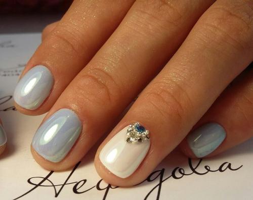 Девочки, работаю классическим обрезным маникюром. 03