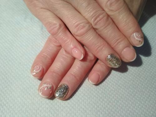 Дорогие девушки?  Ищу моделей для отработки скорости и пополнения портфолио на покрытие гель лак. 02