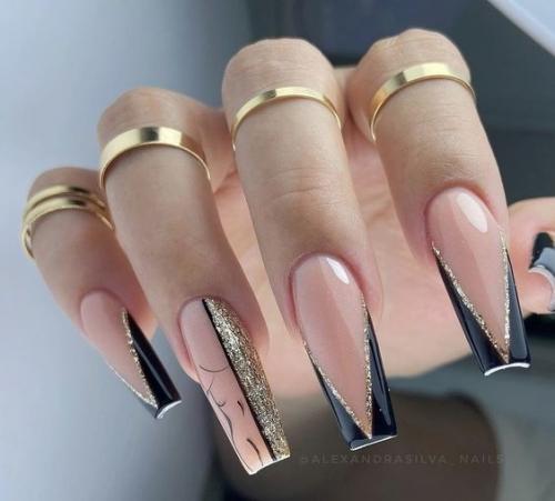 Маникюр на длинные квадратные ногти. 07