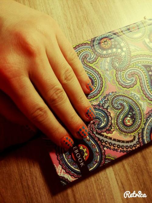 Здравствуйте занимаюсь маникюром около месяца. 02