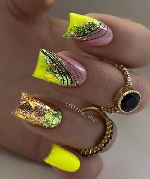 Маникюр на длинные квадратные ногти. 01