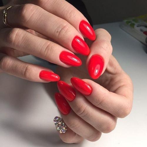 ? 8. Идей маникюра для тех, кто любит красный во всех его проявлениях! 01