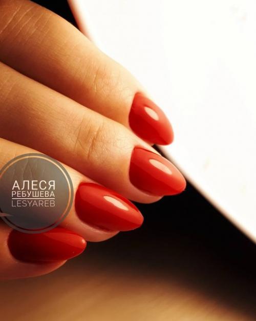 Дорогие девушки!  Предлагаю вам услуги мастера по маникюру и педикюру? 01