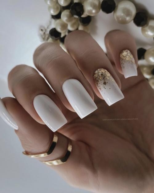 Ну как же круто смотрится белый цвет на ногтях! 05