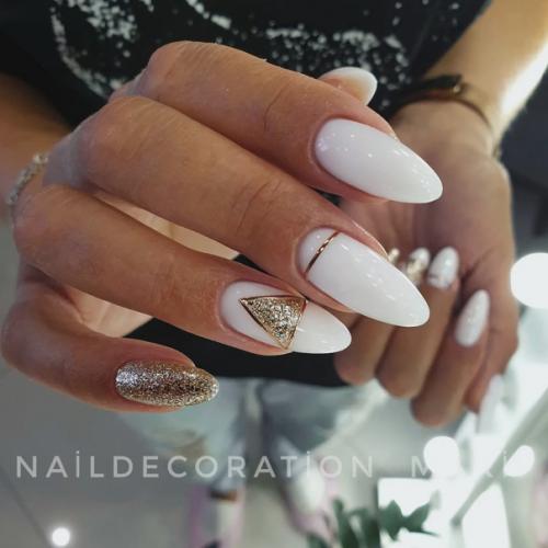 Ну как же круто смотрится белый цвет на ногтях! 07