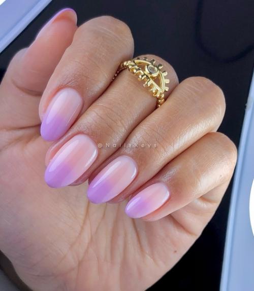 От советов по маникюру до корректировки диеты - эти одобренные экспертами средства быстро укрепят слабые и ломкие ногти. 01 От советов по маникюру до корректировки диеты - эти одобренные экспертами средства быстро укрепят слабые и ломкие ногти. 01