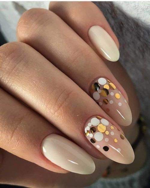 Нюдовый маникюр с дизайном. 01