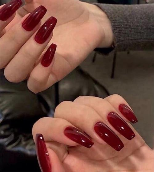 Помогите выбрать!  22 го на маник. 03