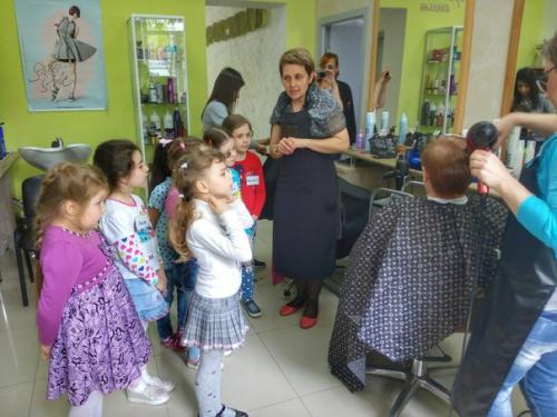 Подходит к завершению знакомство с профессиями в рамках реализации профориентационного проекта все работы хороши! 01