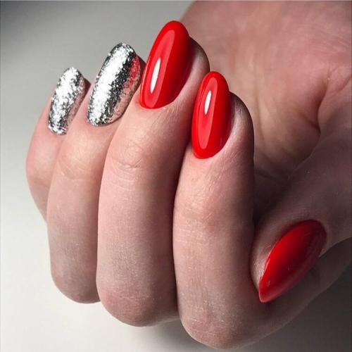 Привет!  Девочки, кто знает, есть такая красота как фольгированный гель лак Nail Passion, выглядит просто волшебно. 01