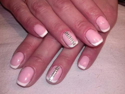 Здравствуйте мастера!  Решила и я выставить свои работы на критику. 04