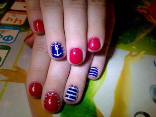 Здравствуйте мастера!  Решила и я выставить свои работы на критику. 06