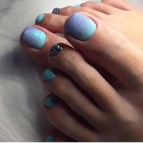 Варианты пляжного педикюра. 02