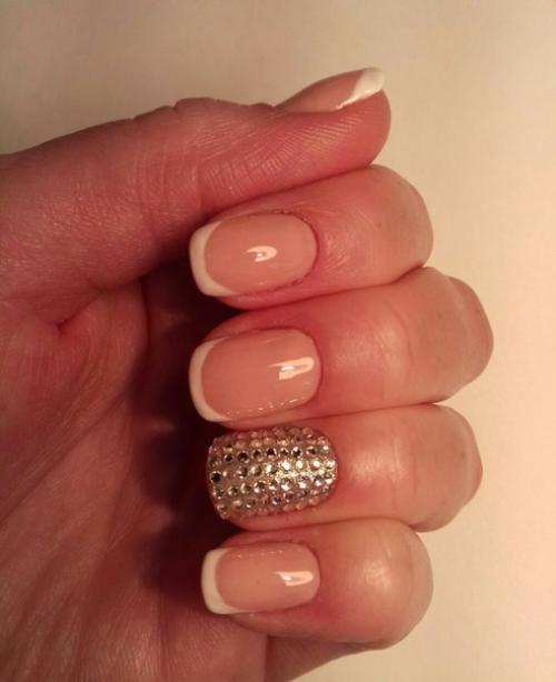 Здравствуйте мастера!  Решила и я выставить свои работы на критику. 05