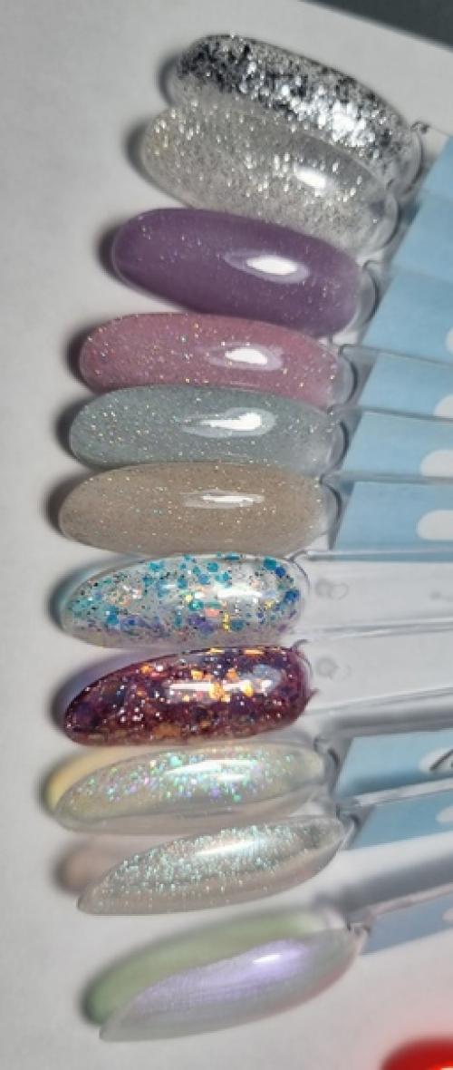 Захотелось показать рабочую палитру представлены не все лаки. 04