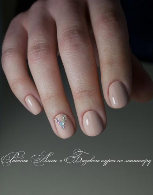 В субботу начался базовый курс по маникюру - Секреты Маникюра. 01