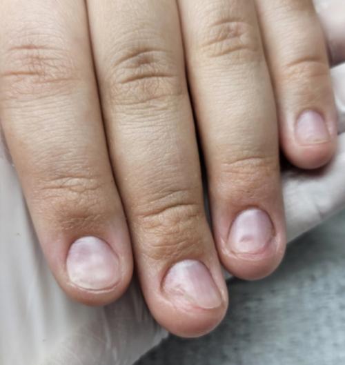 Лето - прекрасная пора похвастаться красивым маникюром. 02 Лето - прекрасная пора похвастаться красивым маникюром. 02