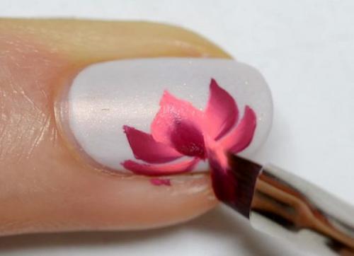 Дизайн ногтей с нежными цветами. 02 Дизайн ногтей с нежными цветами. 02