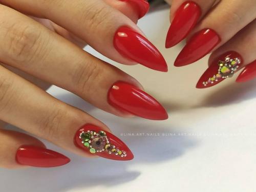 Какой дизайн хотела бы видеть на своих ноготках? 01