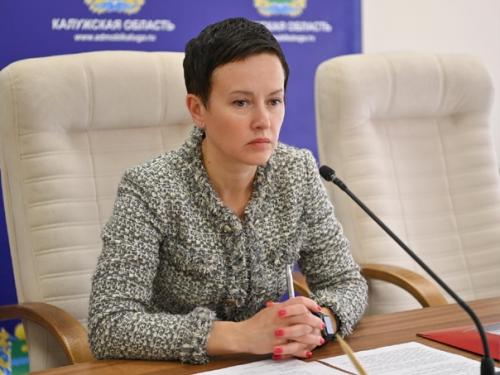 Зная мою любовь к разборам гардеробов политических женщин, вы сказали мне, что самая стильная живёт у нас в калужской области. 01 Зная мою любовь к разборам гардеробов политических женщин, вы сказали мне, что самая стильная живёт у нас в калужской области. 01