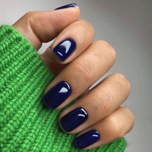 Подборка маникюра на короткие ногти, в однотонном цвете. 01