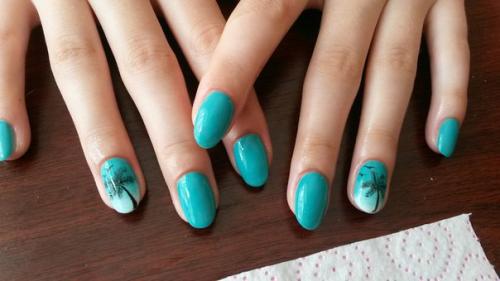 Маникюр обрезной 100 р. 01