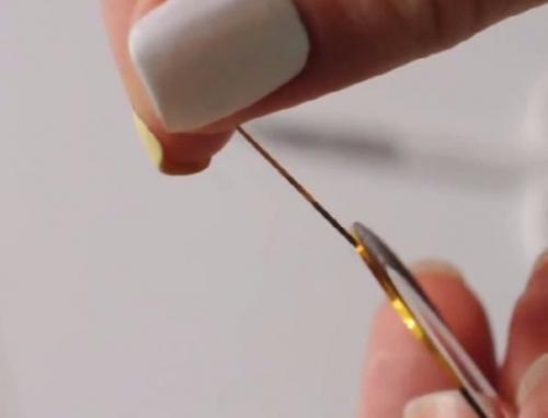 Маникюр с полосками (пошаговый урок). 01