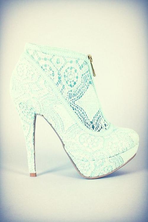 Часть 21. Я достала из пакета большую плоскую коробку и открыла её. 01 Часть 21. Я достала из пакета большую плоскую коробку и открыла её. 01