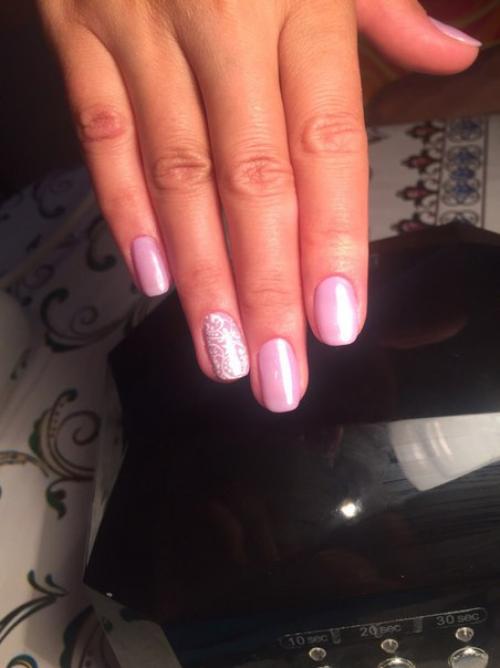 Привет девочки!  Занимаюсь покрытием ноготков 3 месяца хотелось бы услышать мнения мастеров. 01