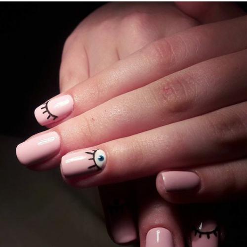 Выслушаю критику.  Занимаюсь пол года, окончила курсы по обычному маникюру, гель - лак освоила сама, выравнивание нп еще в процессе. 04