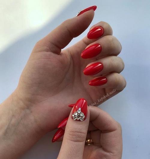 Шикарные идеи маникюра в красном цвете. 06