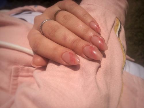 Можно мнение и сколько бы вы за такой маникюр взяли? 02