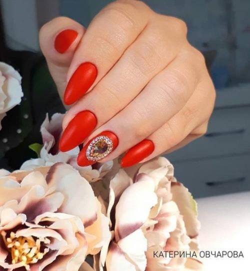 Шикарные идеи маникюра в красном цвете. 08